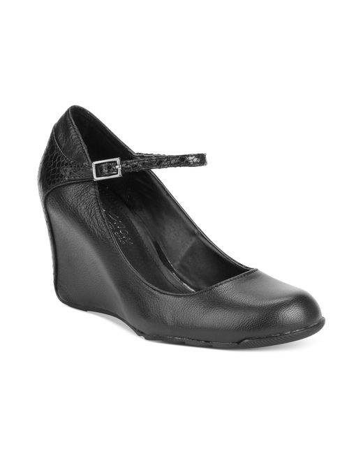 Kenneth Cole Reaction Black Tell Me Mary Jane Wedges