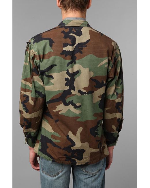 Urban Outfitters Urban Renewal Vintage Oversized Camo Jacket in