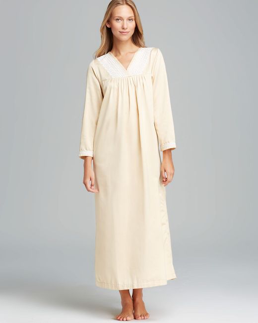 Oscar de la Renta Soft Indulgence 