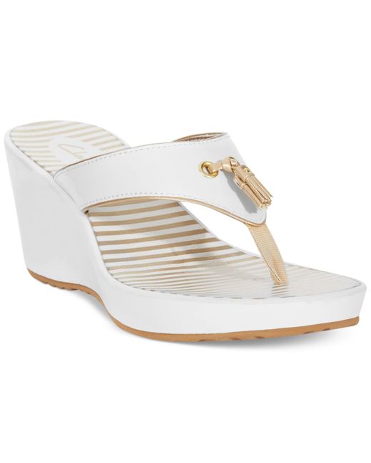 Clarks White Collection Women'S Yacht Flash Wedge Sandals