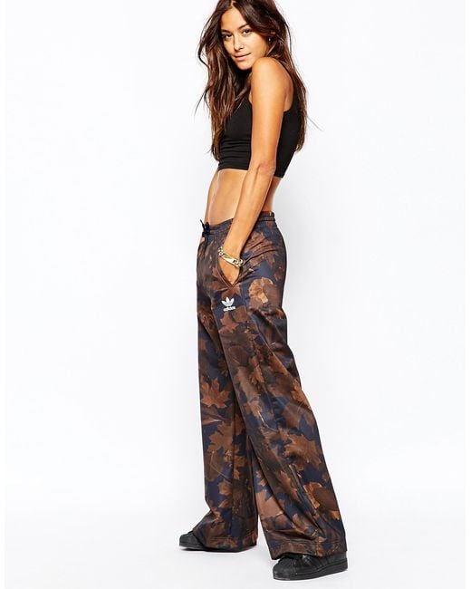 Adidas leaf pants new arrivals