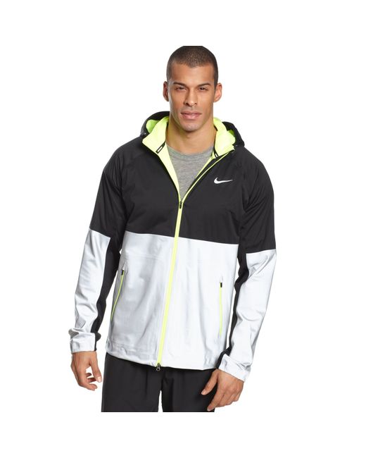 Nike Shield Flash Hooded Running Jacket in Black for | Lyst