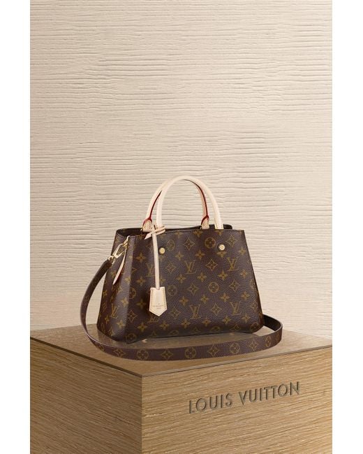 Montaigne BB Louis Vuitton en coloris Marron