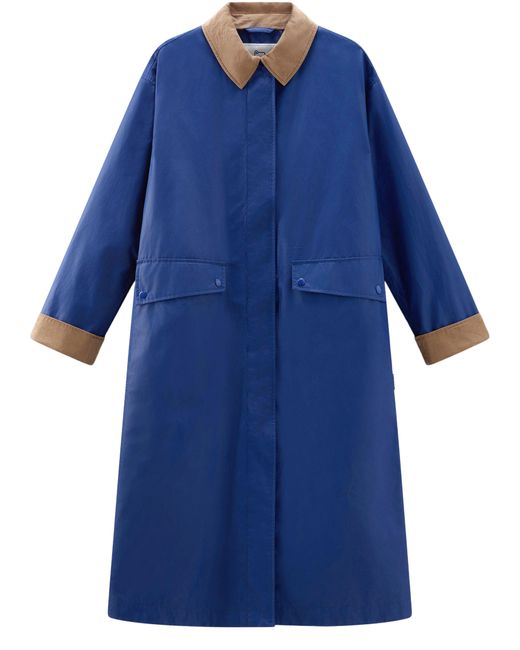 Woolrich Blue Wasserabweisender Trenchcoat in Wachsoptik aus Baumwoll-Nylon-Mix mit Spitzkragen