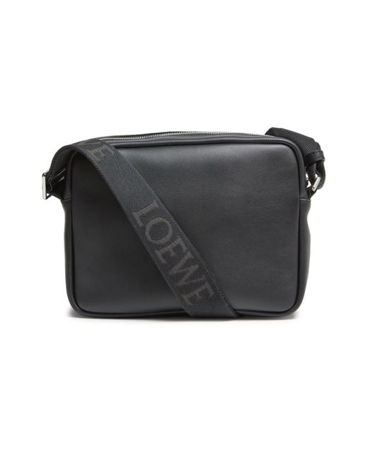 Loewe Messenger Bag Xs Pebble Aus Glattem Kalbsleder in Black für Herren