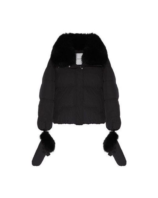 Yves Salomon Black Puffer Jacket Made From A Waterproof Technical Fabric With A Fox Fur Collar