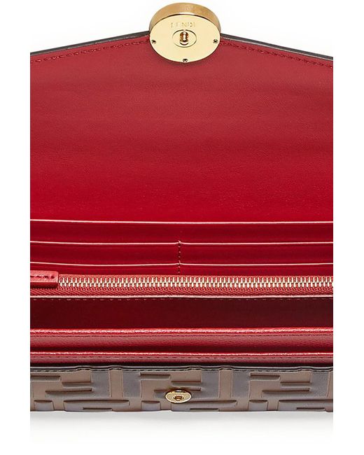 Fendi wallet hot sale on chain red