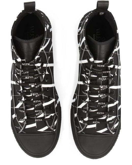 valentino mens trainers black