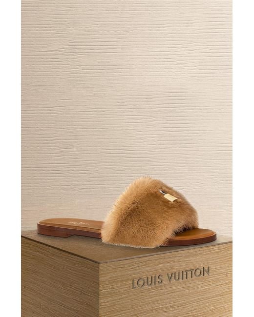 Mule plate Lock It Louis Vuitton en coloris Natural