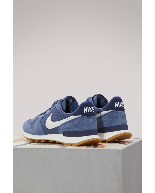 nike internationalist diffused blue