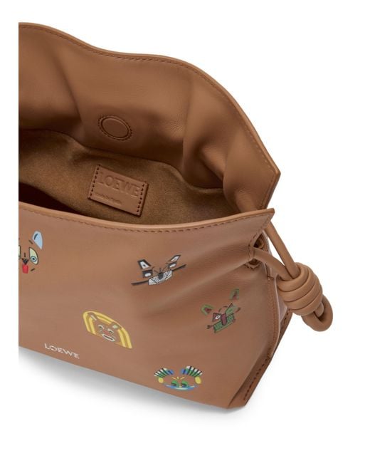 Mini Flamenco Clutch Cats En Cuir De Veau Nappa Loewe en coloris Brown