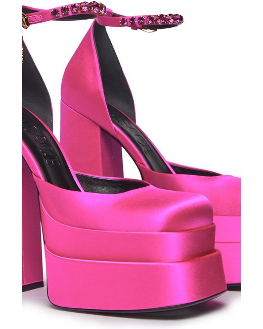 Versace Medusa Aevitas Platform Pumps Shoes in Pink | Lyst Canada
