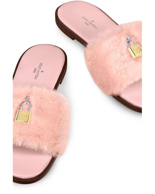 Homey faux fur flip flops Louis Vuitton Pink size 39 EU in Faux fur -  24008883