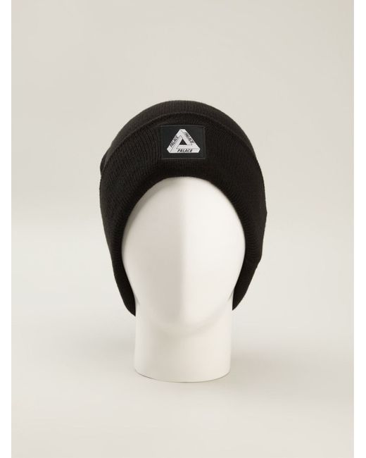 Palace Logo Patch Ribbed Beanie in 