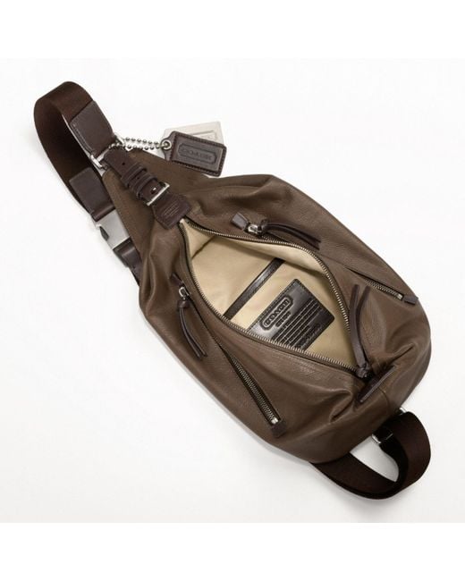 COACH Thompson Leather Sling Pack in Black | Lyst