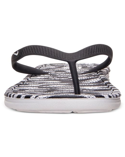 Nike Women's Solarsoft Thong Ii Sandals From Finish Line in Black/White  (White) | Lyst