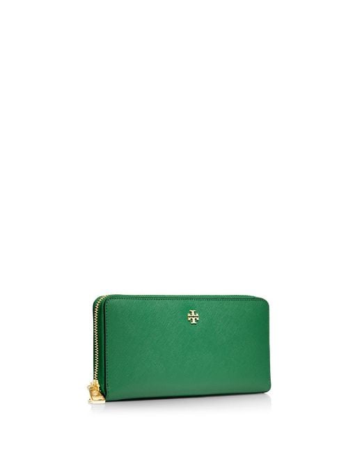 関税&送料込 Tory Burch☆york ZIP PASSPORT CONTINENTAL WALLET Tory Burch York Zip Passport Continental Wallet in Green | Lyst