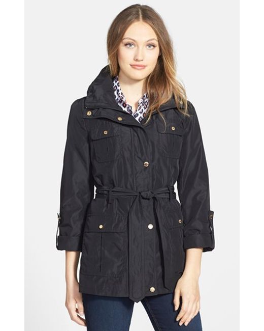 You are here Looking for the most sophisticated and elegant women’s coats for the petite women? Give London Fog’s petite coats and jackets a try. From classic wool coats for the winter months or elegant trench coats that can be worn any time of year, London Fog’s petite coats for women has you covered with the most refined styles for the modern women.
