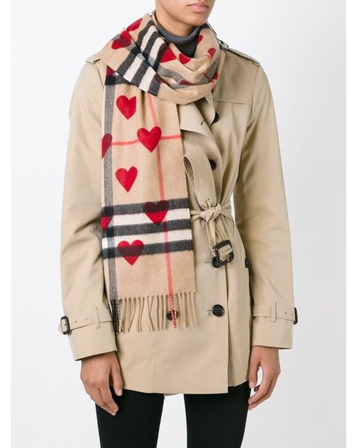 Burberry Heart Print Scarf in Natural | Lyst