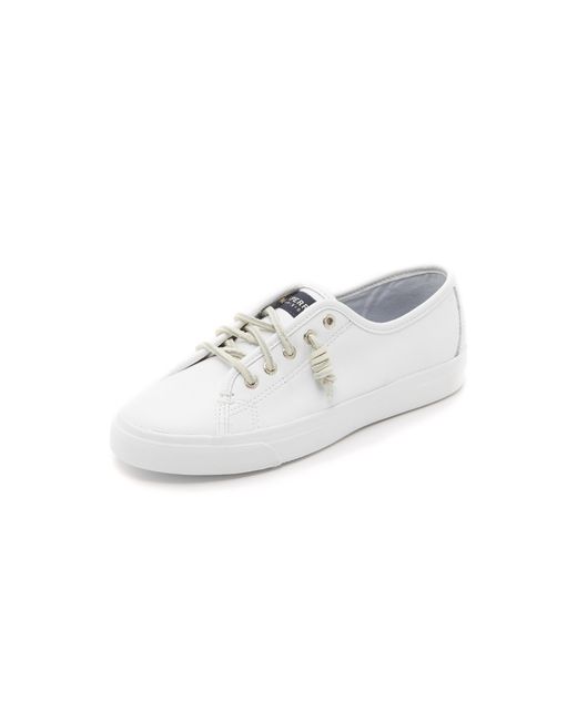 Sperry seacoast hot sale leather sneaker