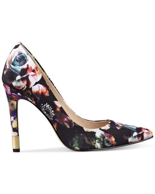 Guess Black Babbitta Pointed-toe Floral-print Pumps