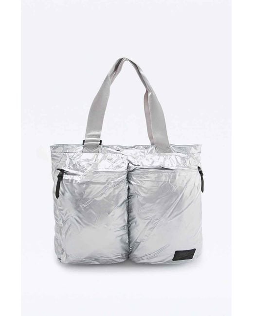 Nike Metallic London Tote Bag In Silver