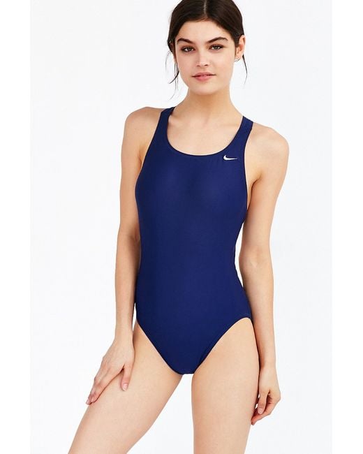 Nike Synthetic Fast Back One-piece Swimsuit in Navy (Blue) | Lyst Canada