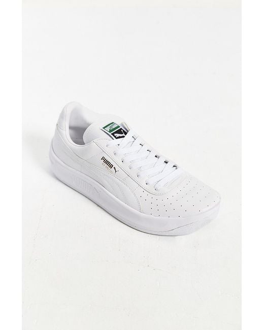 PUMA G. Vilas Special Sneaker in White for
