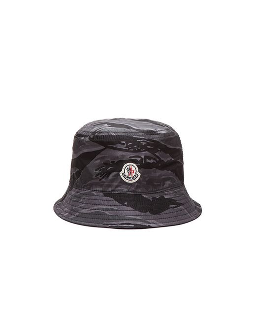 Moncler Men'S Bucket Hat in Camo 