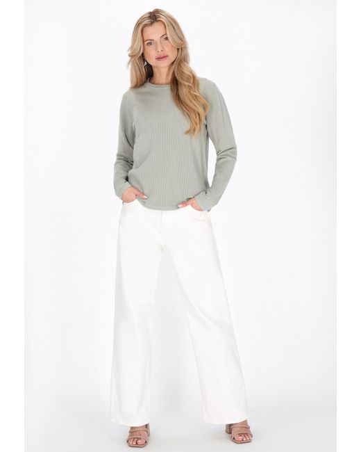 Usha White Pullover