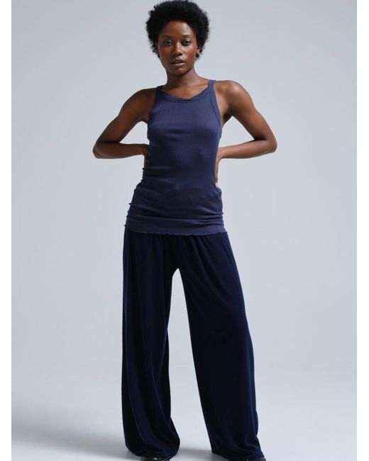 Seamless Basic Blue Top Silky