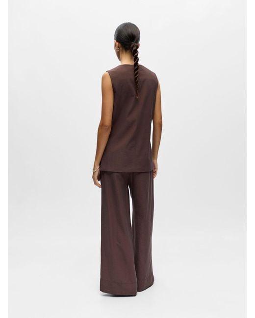Object Brown Weste Objisla