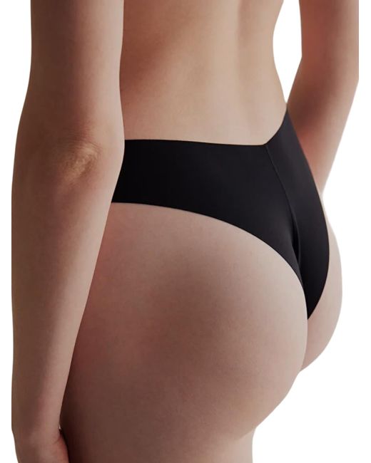 C&City Black String