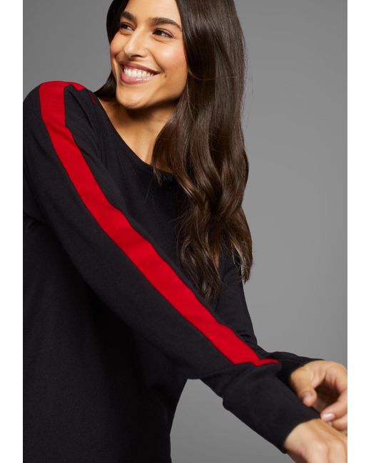 Laura Scott Black Pullover