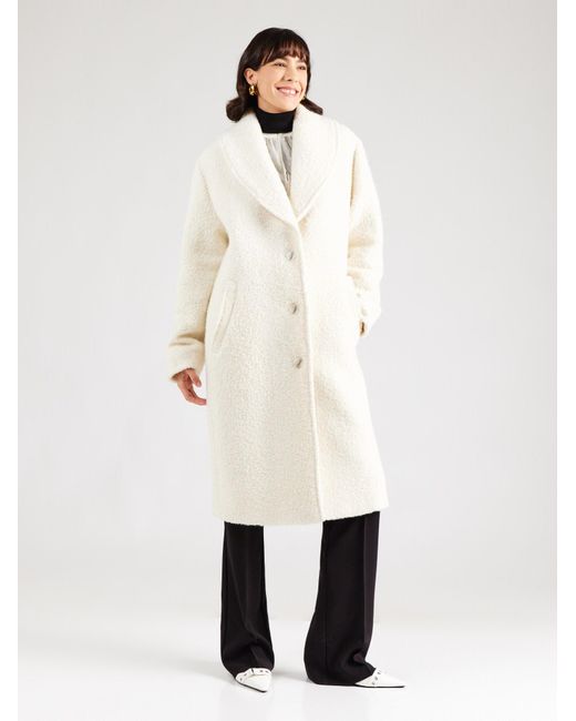 IRO White Mantel Faria