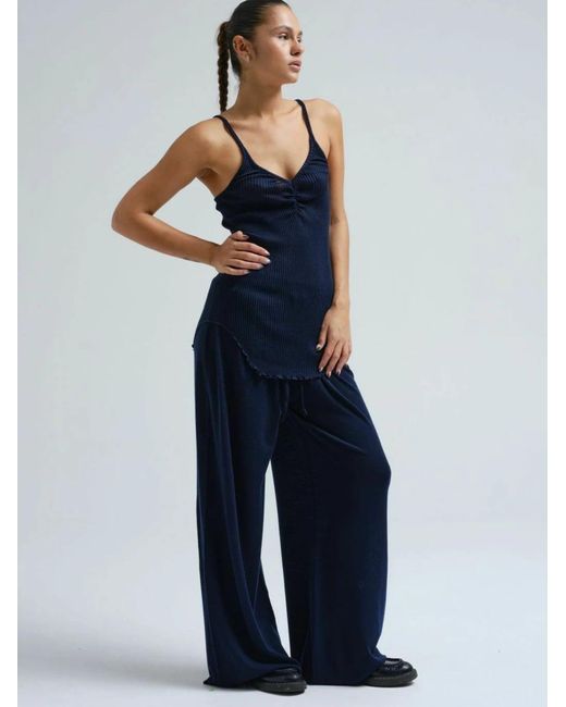 Seamless Basic Blue Top Piccola