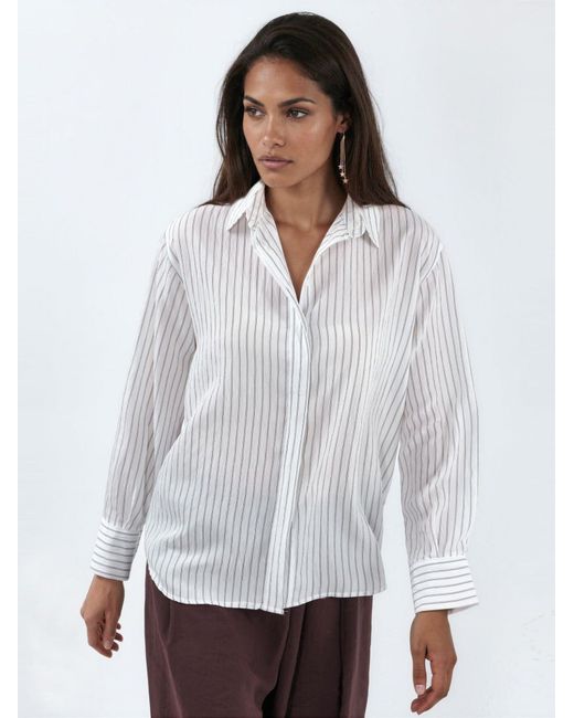 Busem White Bluse