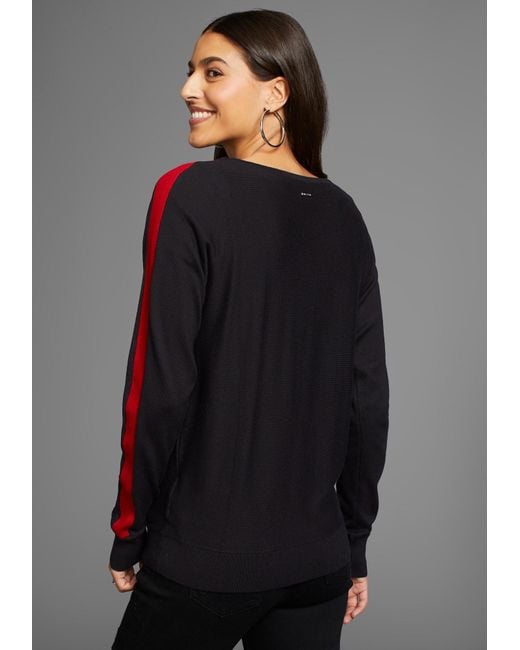 Laura Scott Black Pullover