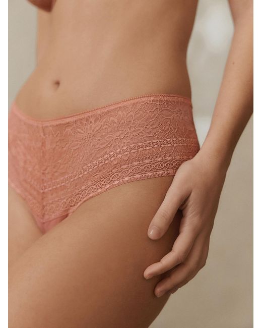 Next Pink String