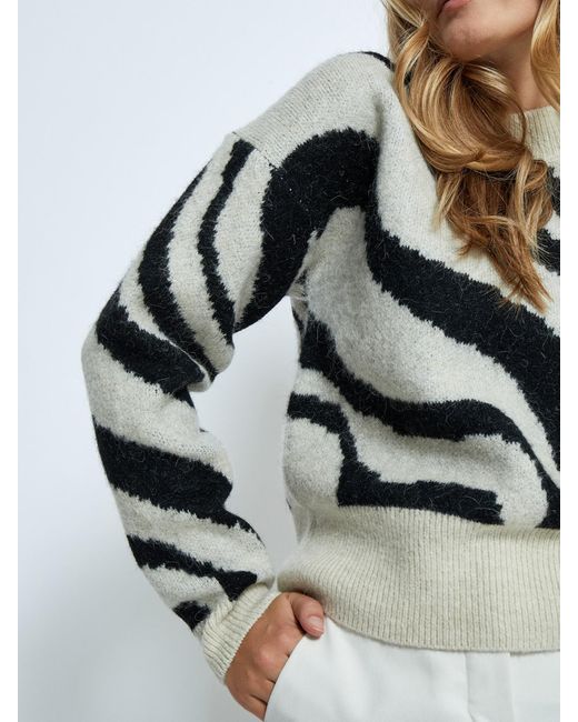 Minus White Pullover Melima