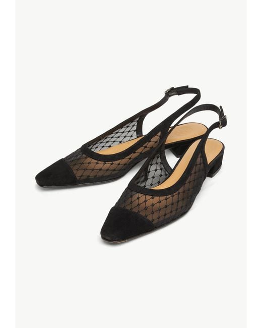 Comma, Black Slingpumps