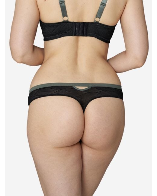 SugarShape Black String Olivia