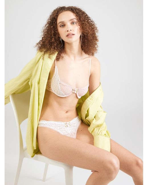Wild Lovers White String Elise