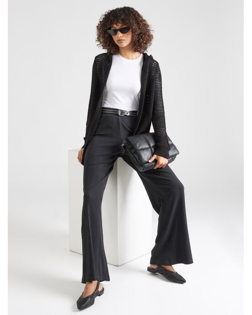 Studio Select Black Hose Sofia