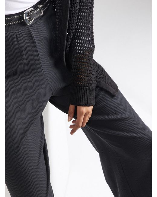 Studio Select Black Hose Sofia