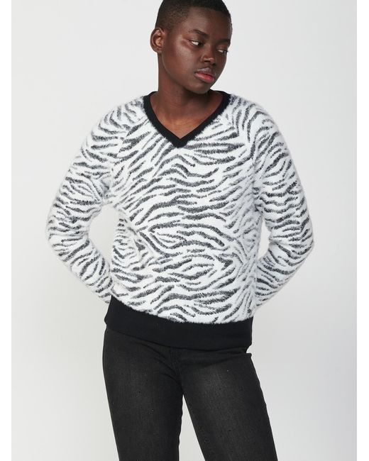 Koröshi Gray Pullover
