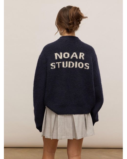 noar studios Blue Strickpullover