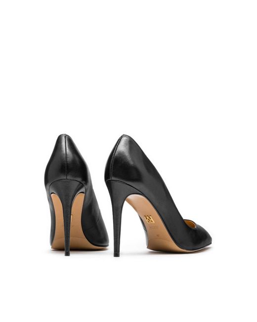 Kazar Black Pumps