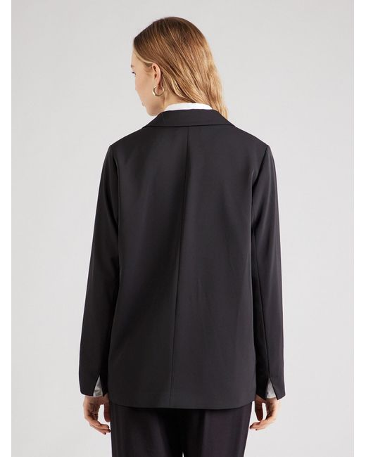 Comma, Blue Blazer