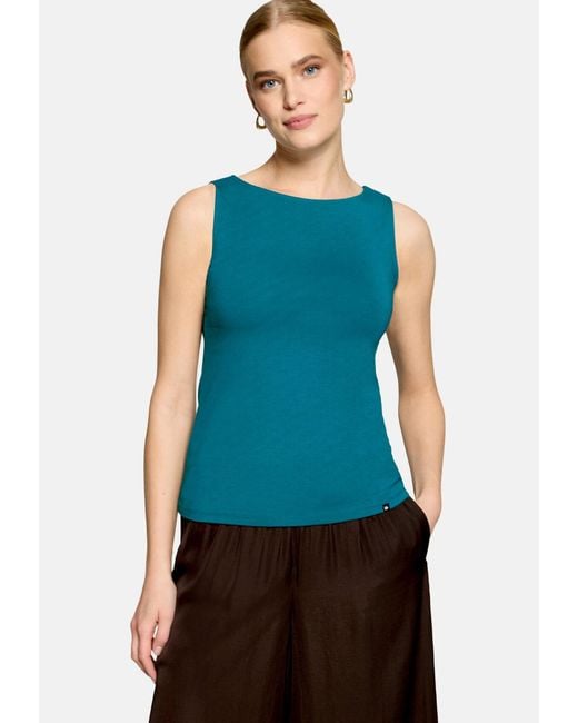 Zero Blue Top